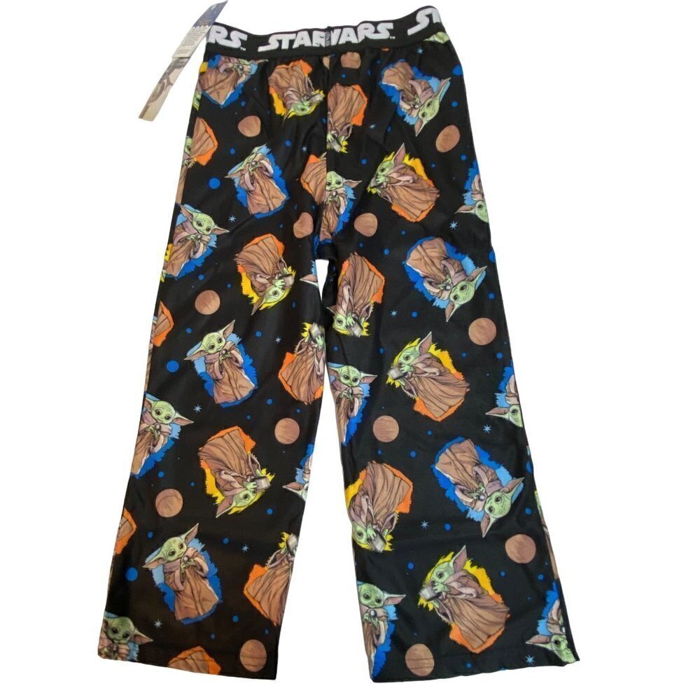 NWT Boys Star Wars The Mandalorian The Child Baby Yoda Pajama Pants in Size 4-5 - Picture 2 of 5